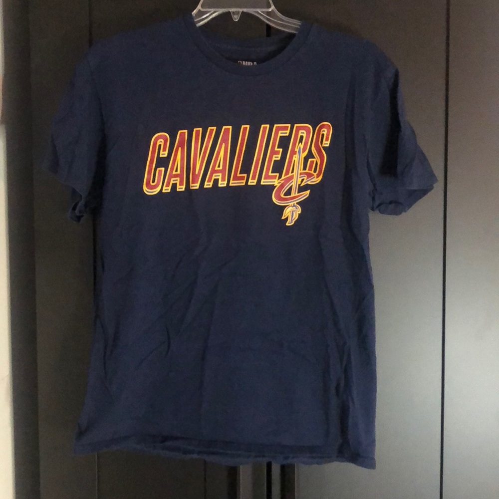 Navy Cleveland Cavaliers NBA shirt size Large